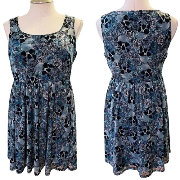 Torrid Plus Size 1 Skull & Roses Watercolor Skater Mini Dress Punk Gothic Tattoo - Picture 1 of 1